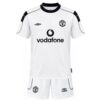 Manchester United Retro Away Kids Football Kit 00/01