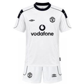 Manchester United Retro Away Kids Football Kit 00/01